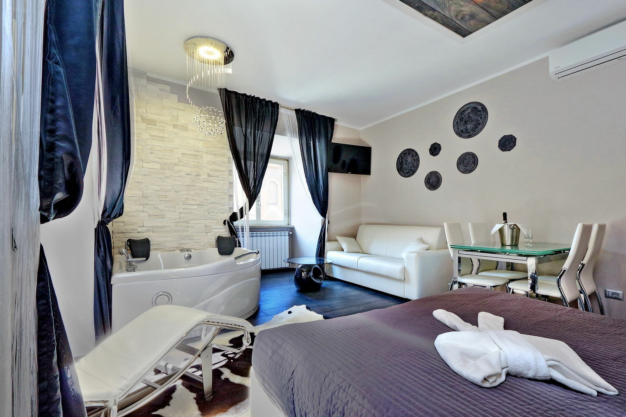 Paradise Roma